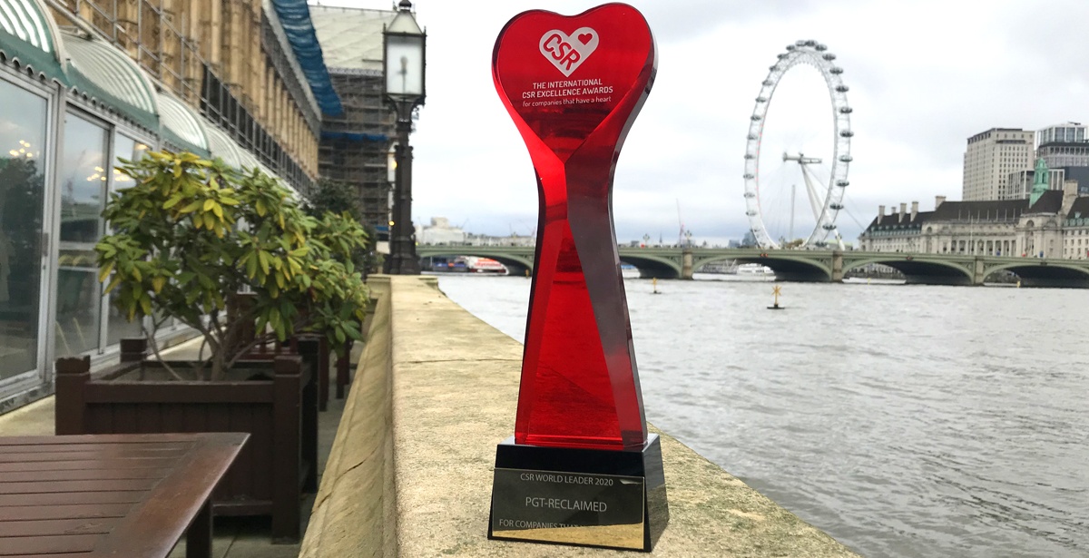 CSR World Leaders presented trophies at the Houses of Parliament The International CSR